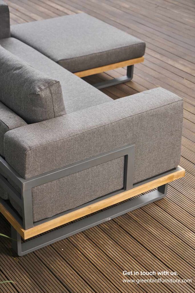 sofa outdoor 